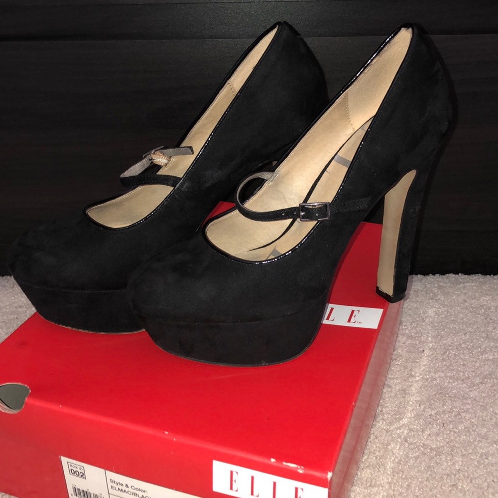 Women’s Elle platform Mary Jane Black Size 8